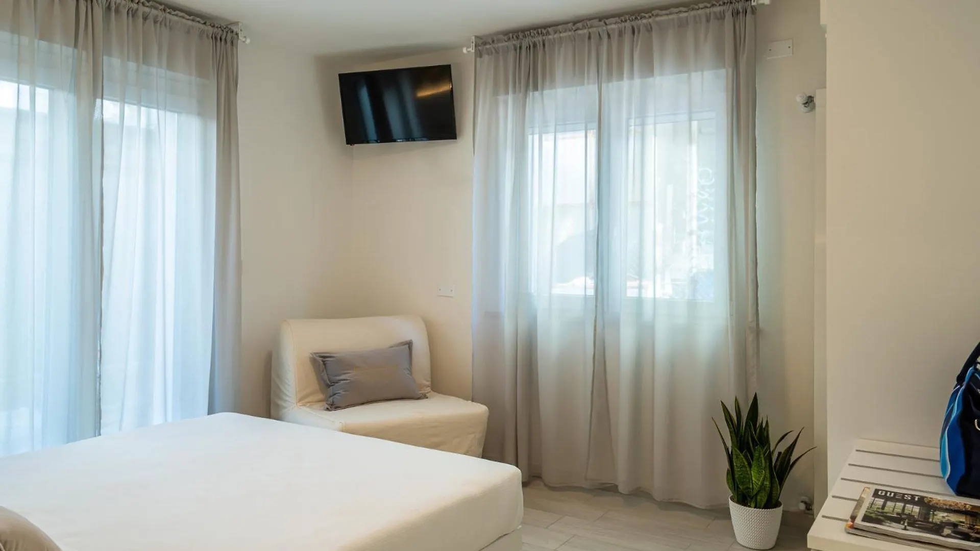 Inaugurazione 2024 - Villa Pratu Apartments A 100 Metri Dal Mare Riccione 0*,  Italy
