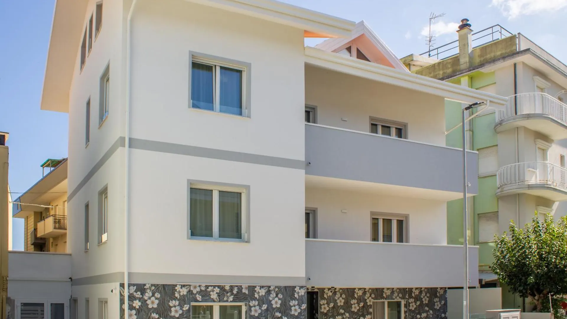 Inaugurazione 2024 - Villa Pratu Apartments A 100 Metri Dal Mare Riccione 0*,  Italy